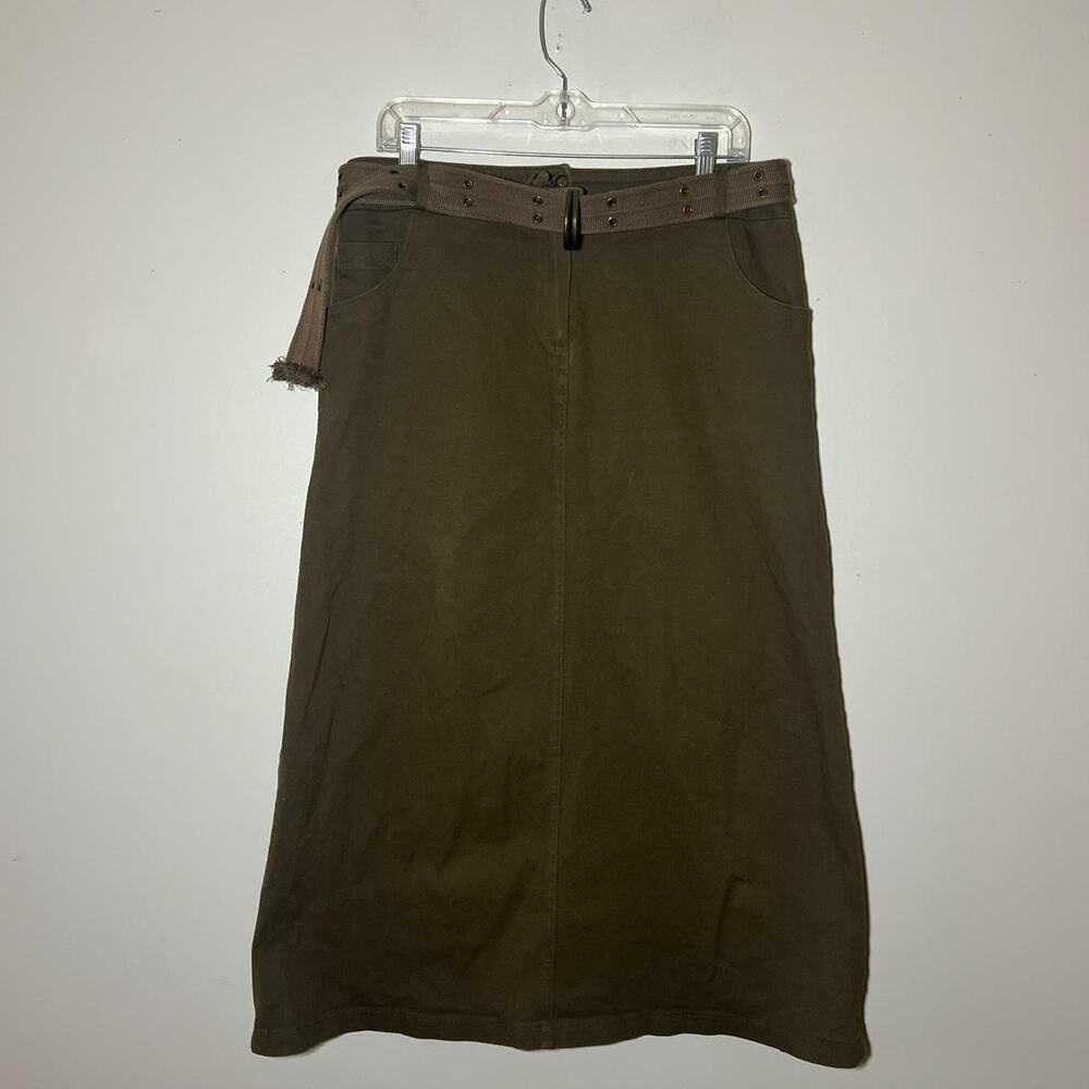 Vintage long army green skirt with belt